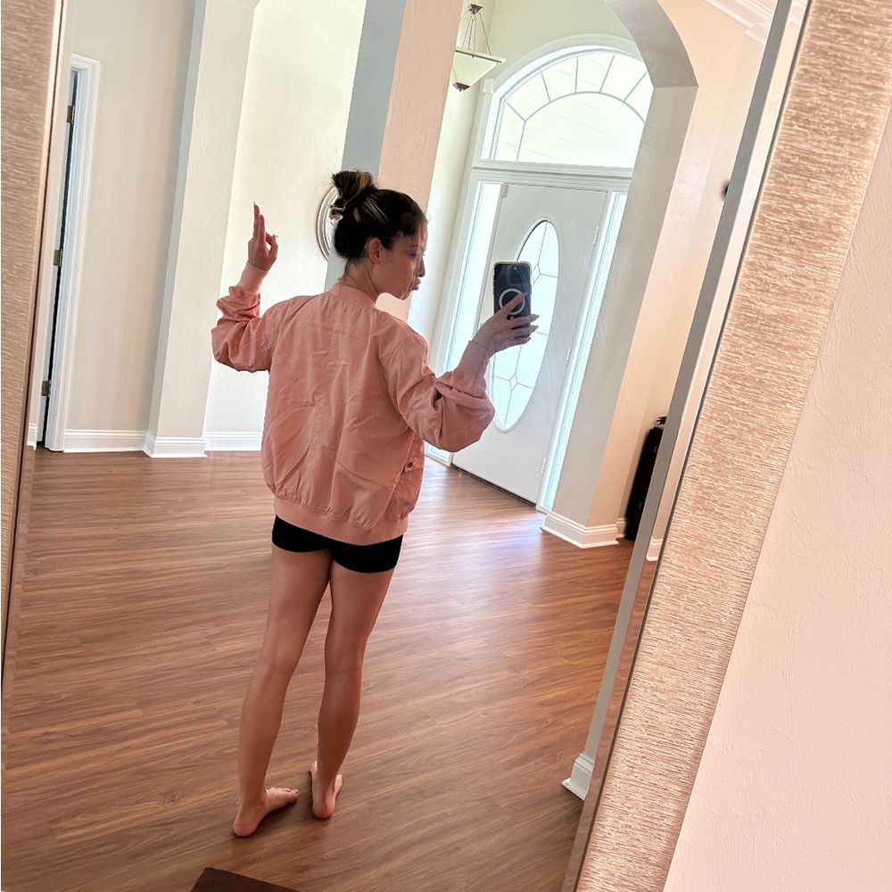 Pink jacket - Picture 3 of 4